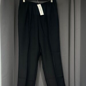 Alfred Dunner Black Classics Petite Elastic Midrise Pull on Pants 12P NWT
